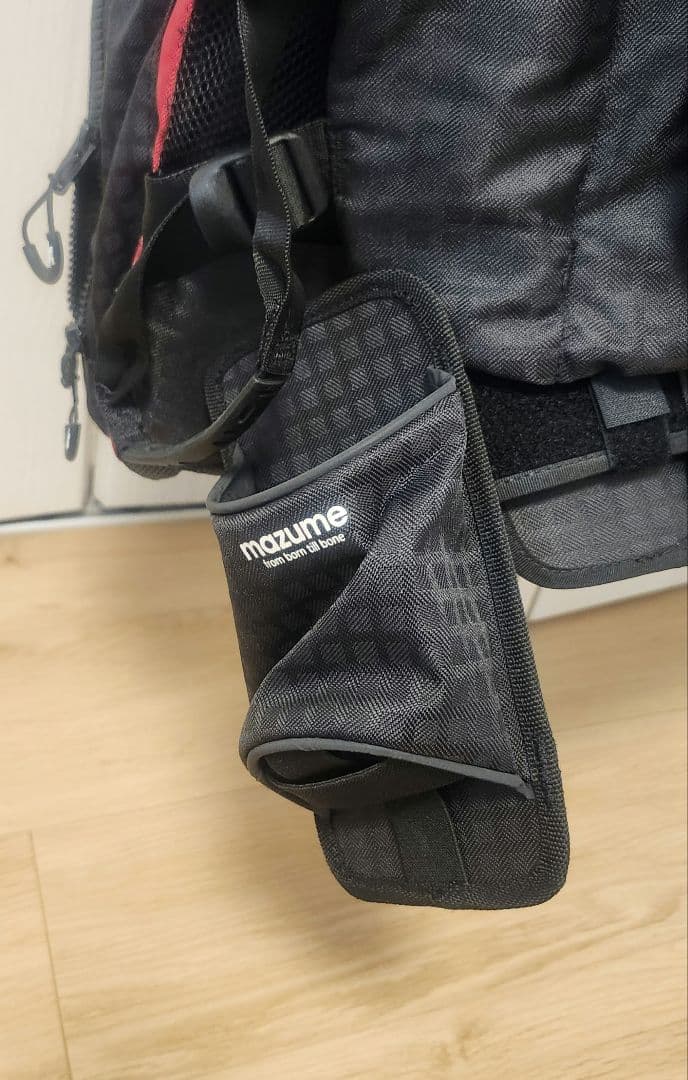 mazume Red Moon ブラック 8TH フィッシングベスト