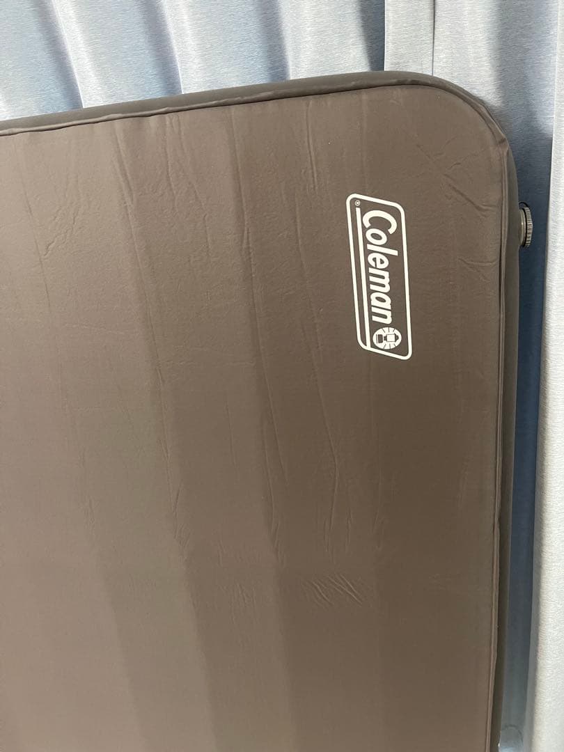 一度使用　車中泊　Coleman インフレーターマット ハイピーク ダブル