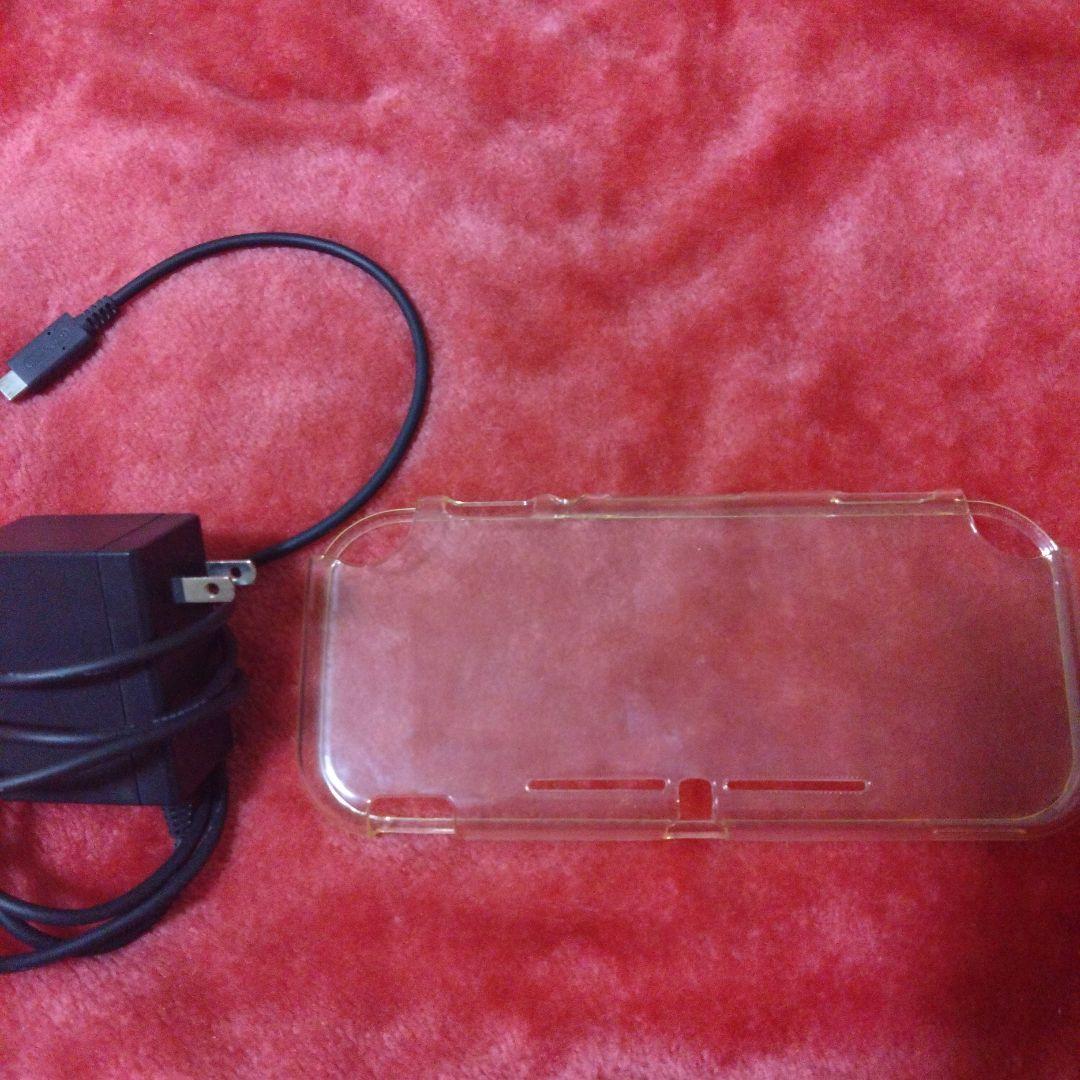 NintendoSwitchLite　ハイラルエディション　樹脂製保護カバー付