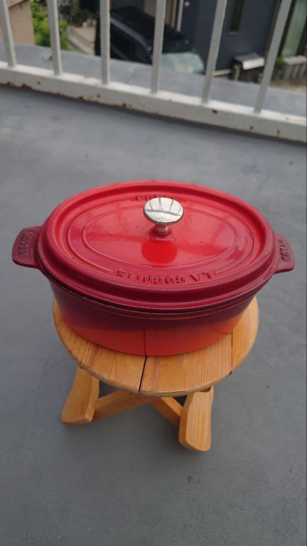 使用頻度 少ない　ストウブ ココットオーバル 23cm