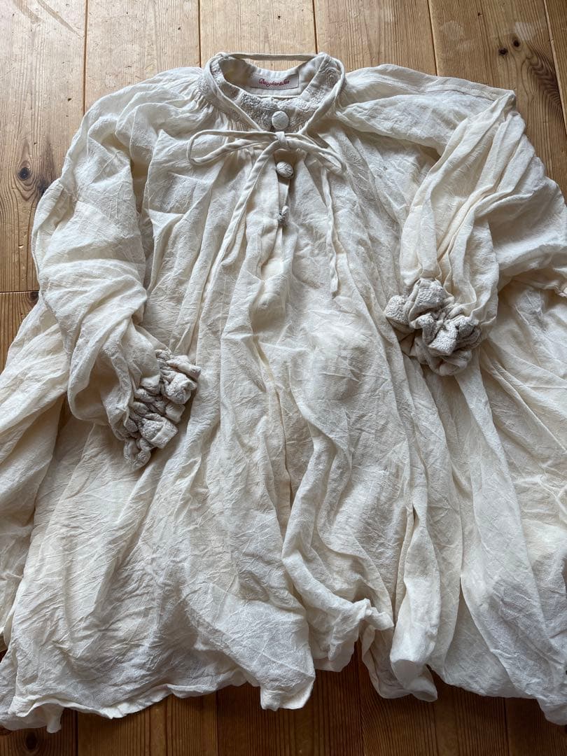 ドーターアンドサン　聖歌隊ワンピース