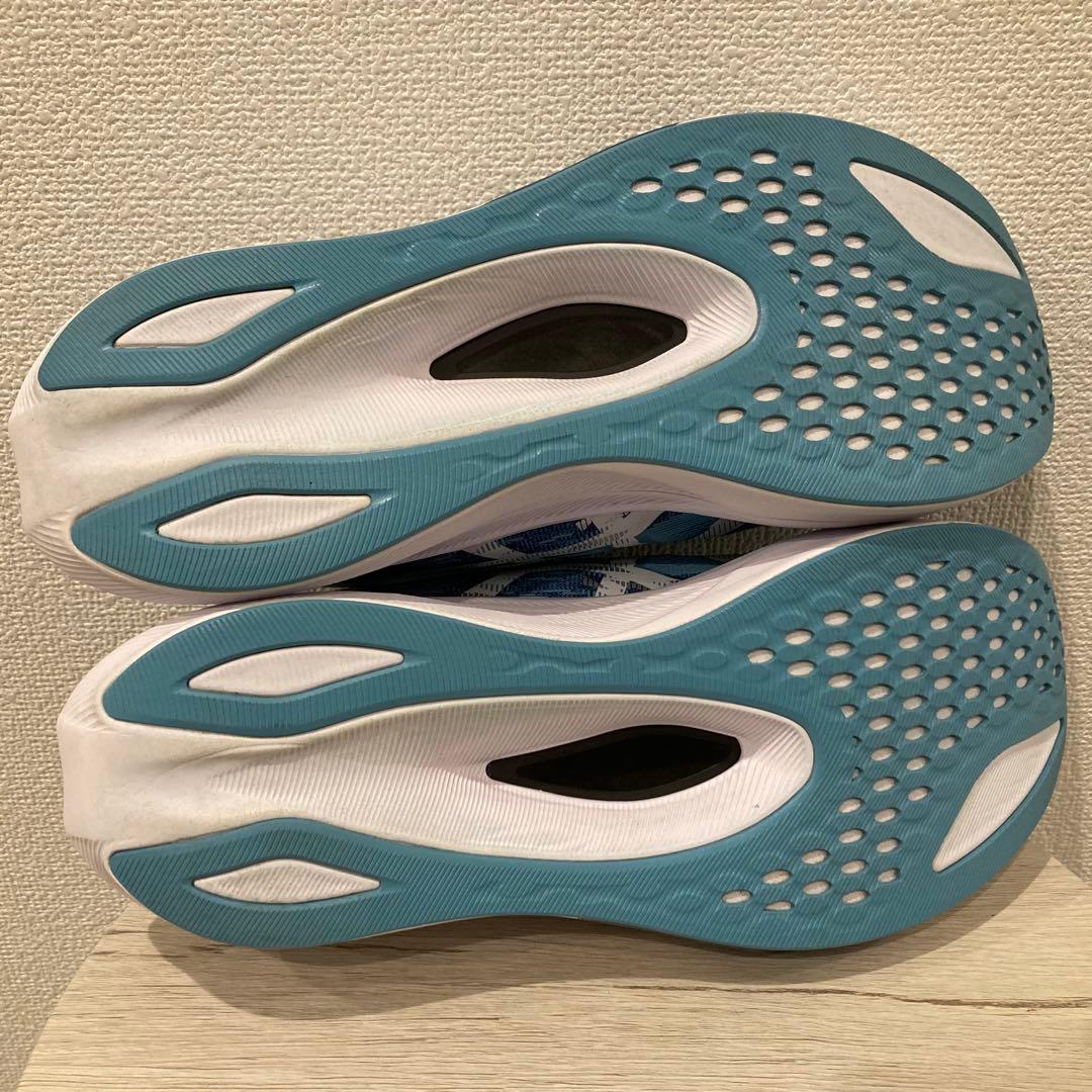 アシックス マジックスピード4 26.5㎝