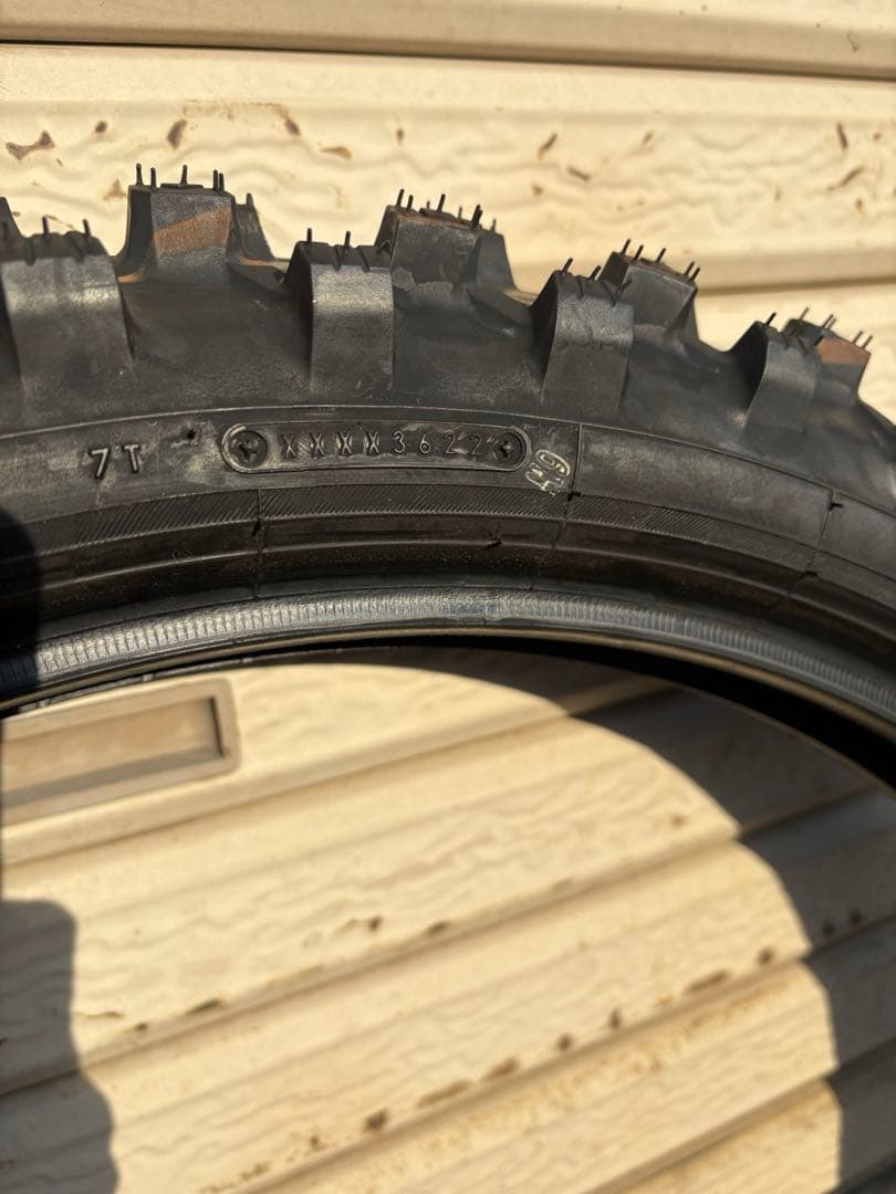 ダンロップ　MX33 80/100-21 110/100-18 YZ250X