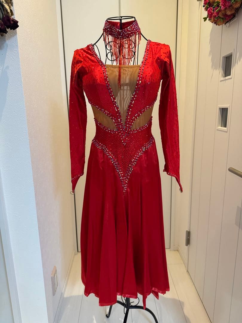 ダンスドレス　レッド