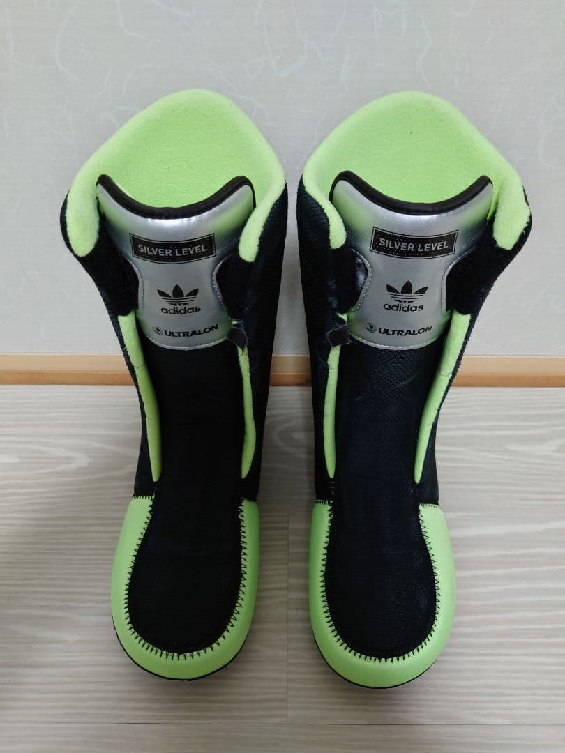 中古　adidas スノーボードブーツ　スーパースター ホワイト/ブラック