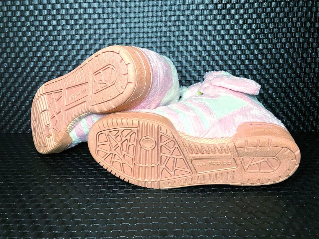 アディダス adidas ジェレミー・スコット ハイカット　クマ　ピンク
