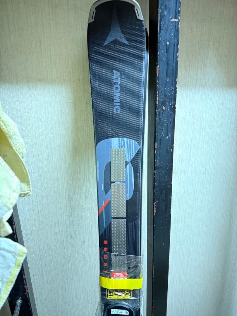 ATOMIC REDSTER 160cm スキー板