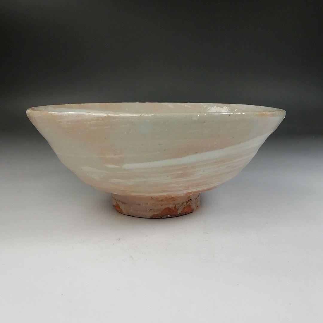 Ｗ２０５　茶碗　『萩焼』『城山窯　金子信彦 造』　共箱　抹茶碗　茶道具