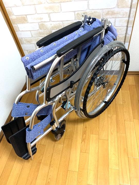 ⭐︎SALE⭐︎美品！超軽量！自走型スタンダード車いす MW-SL11B