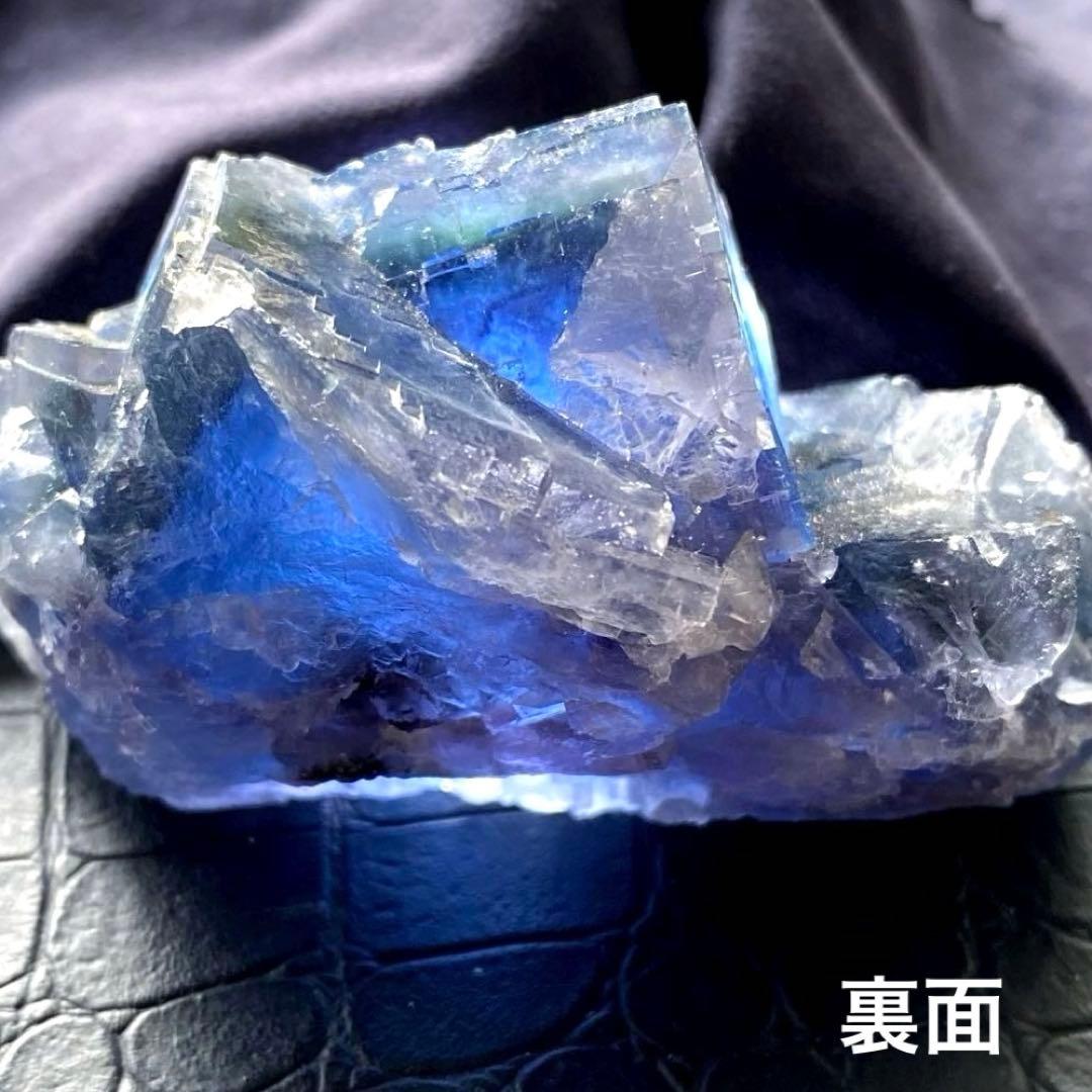 最高品質❣️シャンファーリン産/ディープブルーフローライトクラスター(212g)