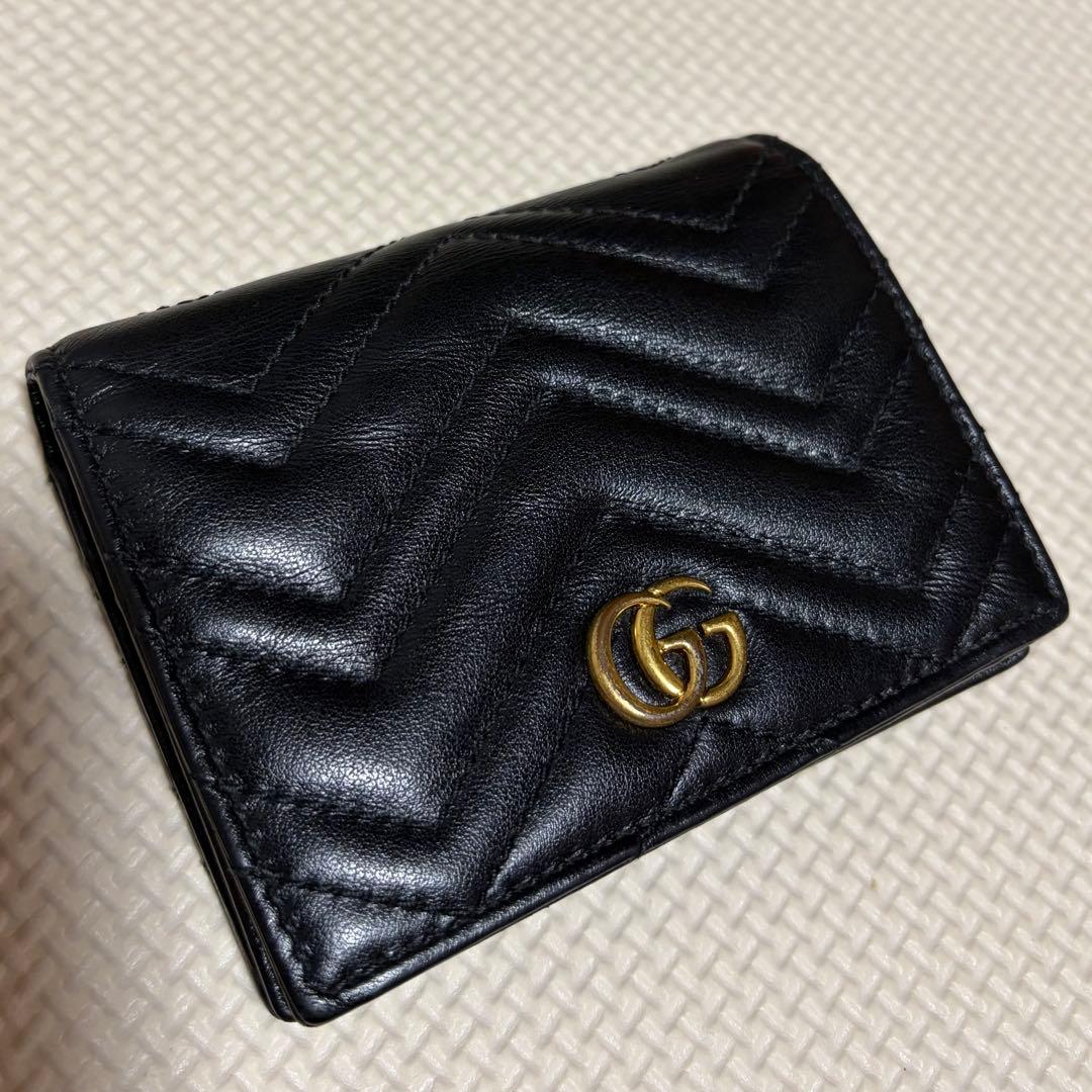 Gucci ブラック 二つ折り財布