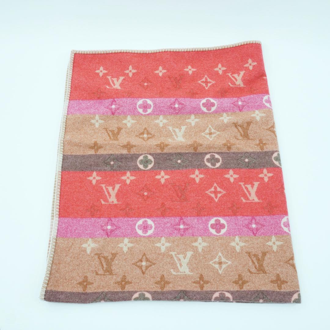 Louis Vuitton 花柄ブランケット