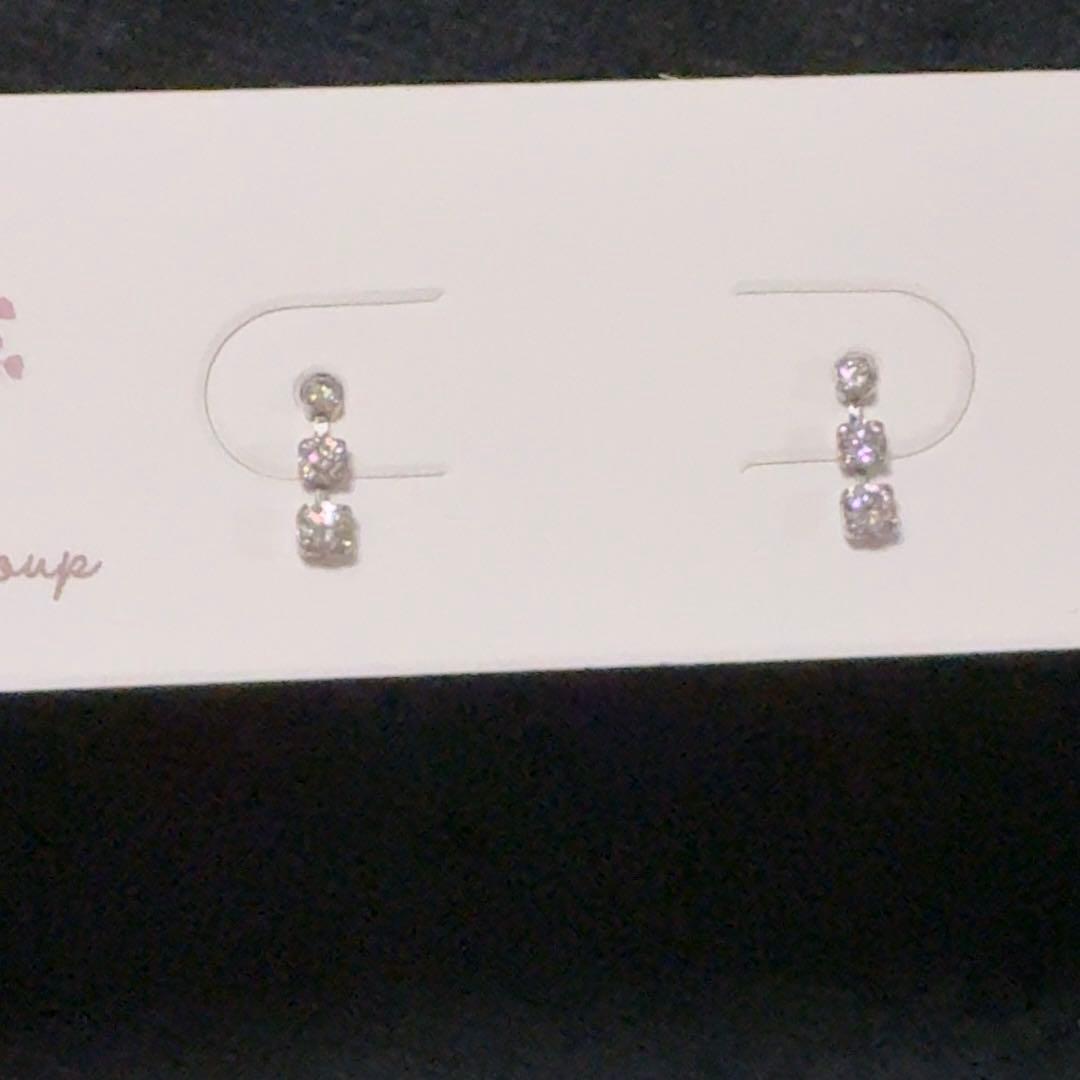 pt900 刻印あり プラチナピアス ダイヤ3粒ピアス ピアス 両耳 ジュエリー