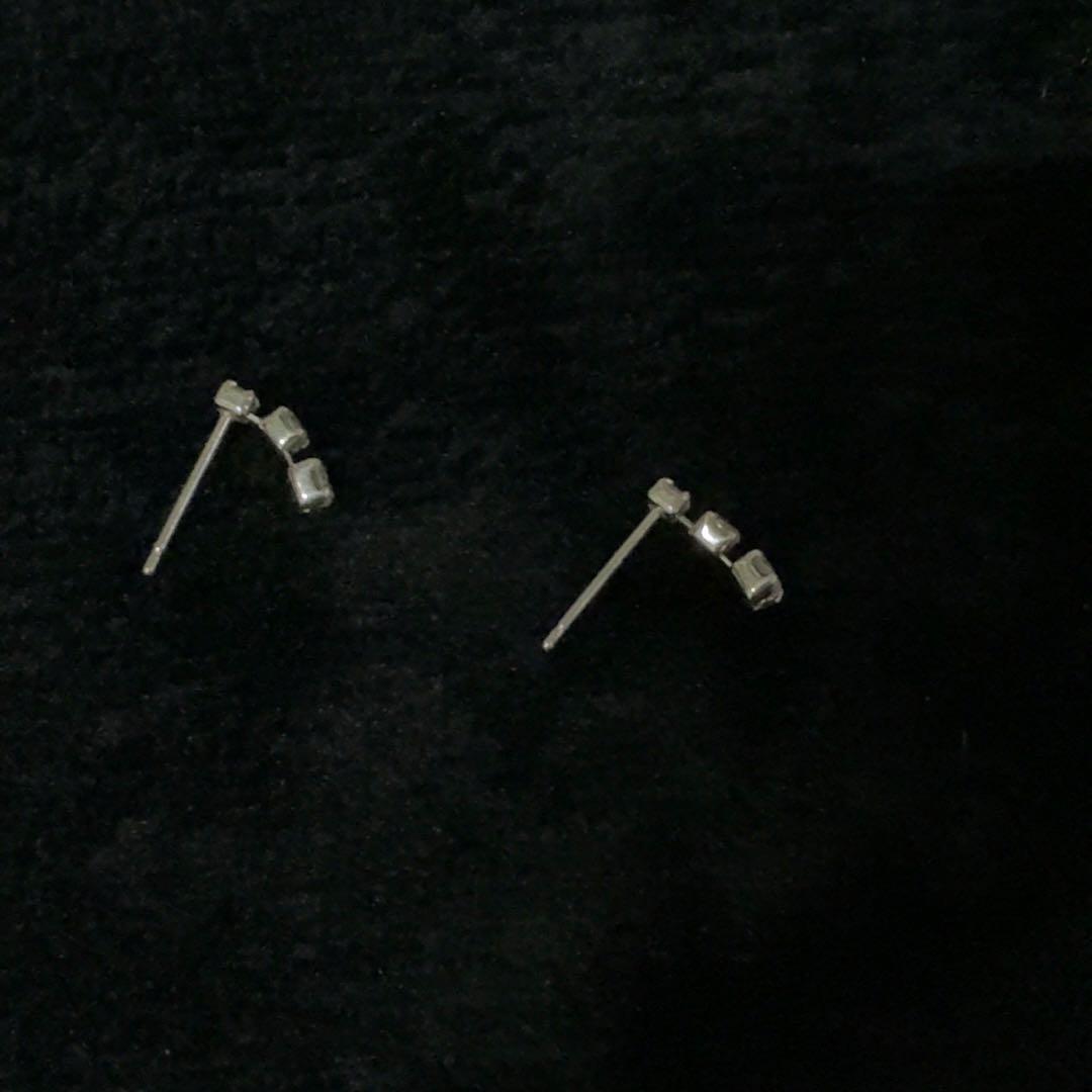 pt900 刻印あり プラチナピアス ダイヤ3粒ピアス ピアス 両耳 ジュエリー