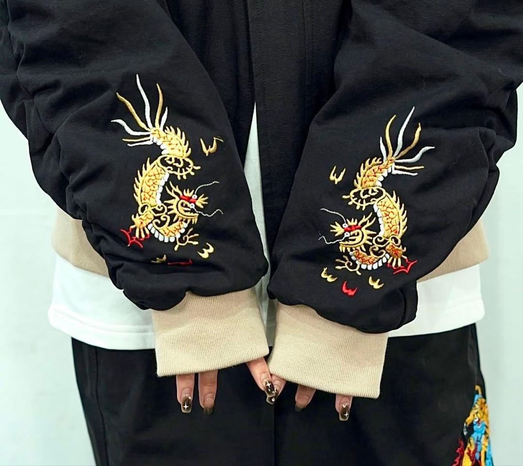 チュウカタベタイ　Balloon silhouette jacket