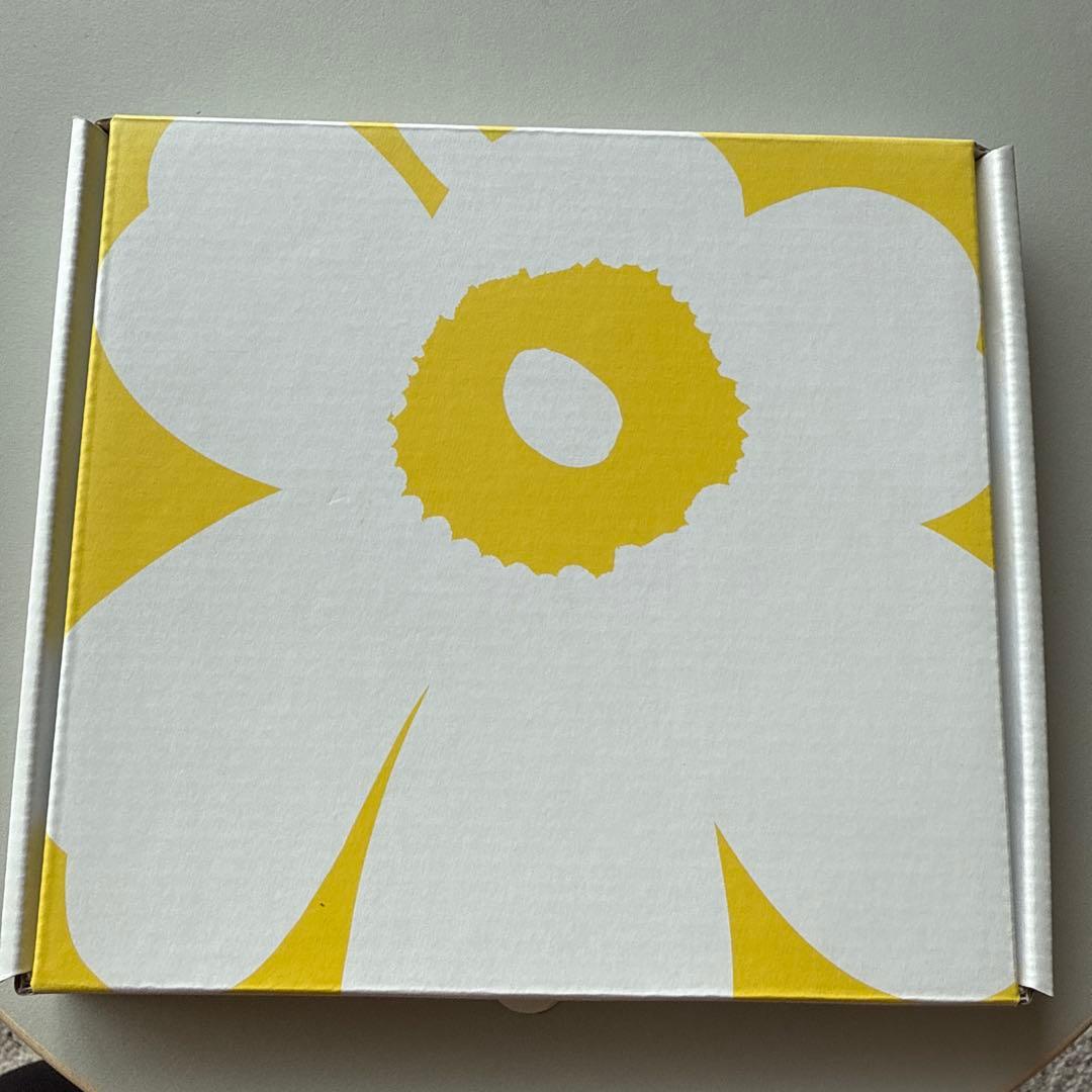 marimekko ウニッコプレート　ホワイト　②