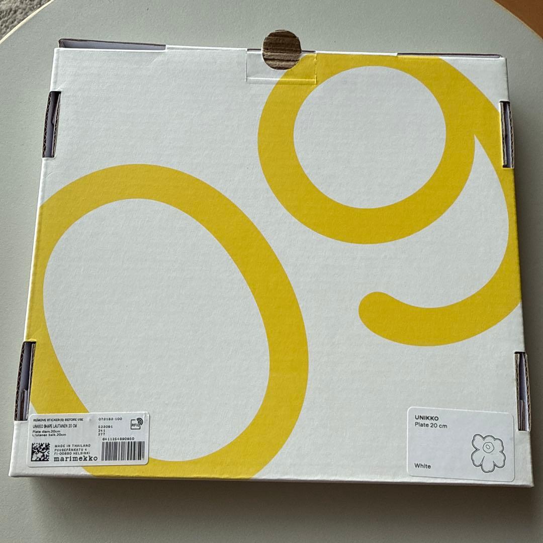 marimekko ウニッコプレート　ホワイト　②