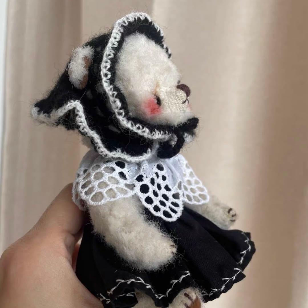 愛おしい白熊ちゃん アーティストベア 海外作家様 ハンドメイド テディベア 人気