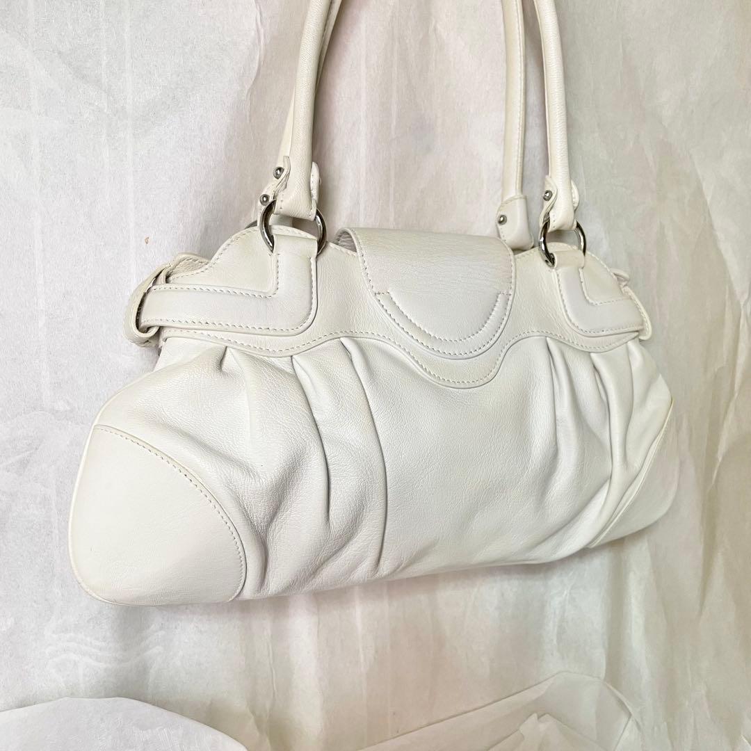 Salvatore Ferragamoガンチーニ マリッサ ショルダーバッグ