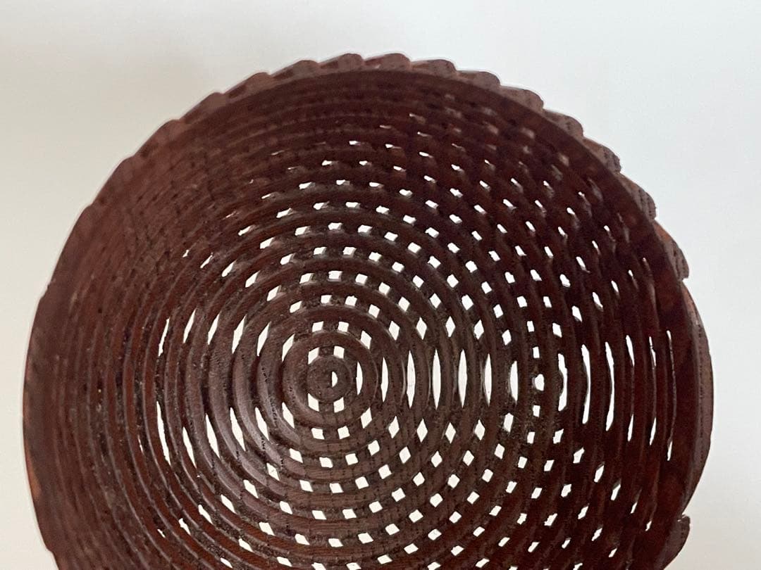 椀木地師　西端良雄　輪島　透かし　香玉　香合　　漆器　オブジェ