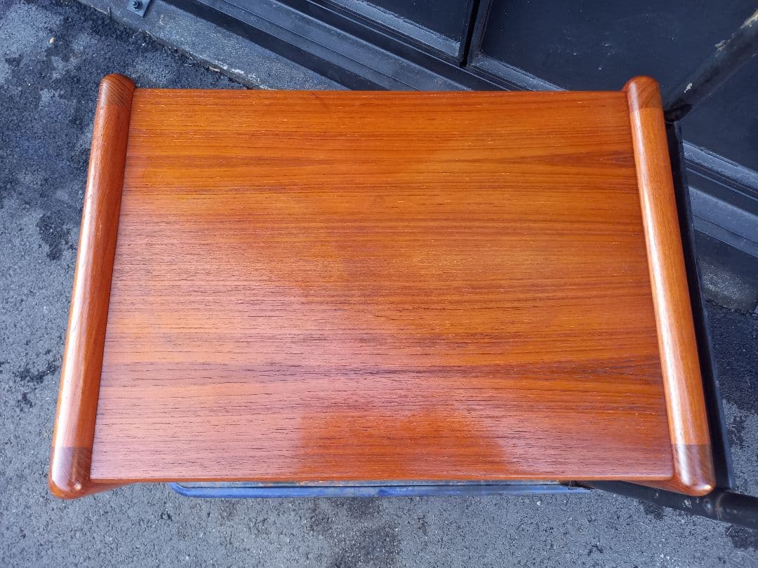 北欧　モダン　デンマーク　アクセル　キアスゴー　サイド　テーブル　ワゴン