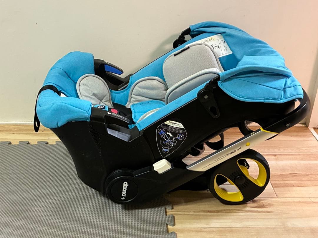 Doonaドゥーナ ベビーカー兼チャイルドシート バウンサー