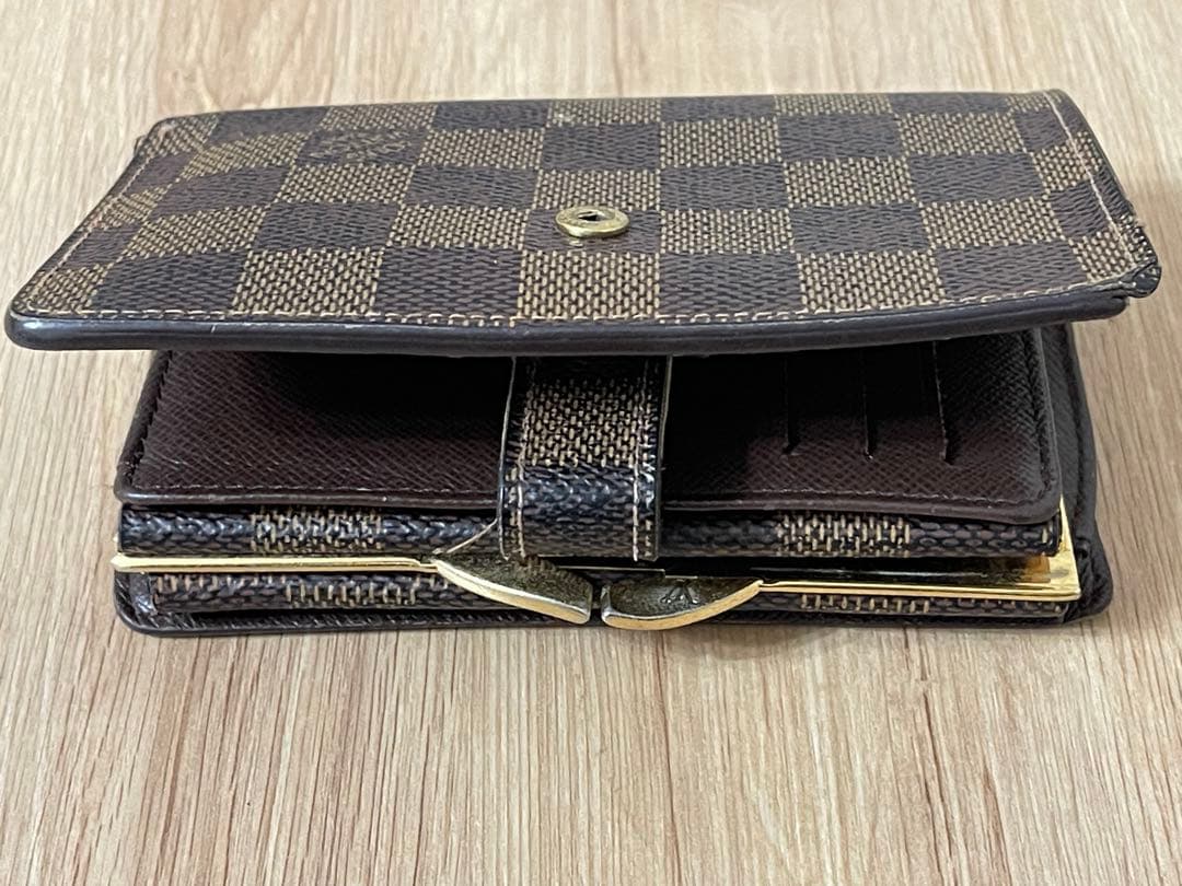 ルイヴィトン　ダミエ　二つ折り　がま口　財布
