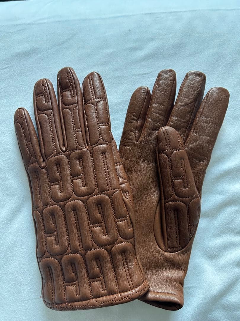 UGGレザーグローブ