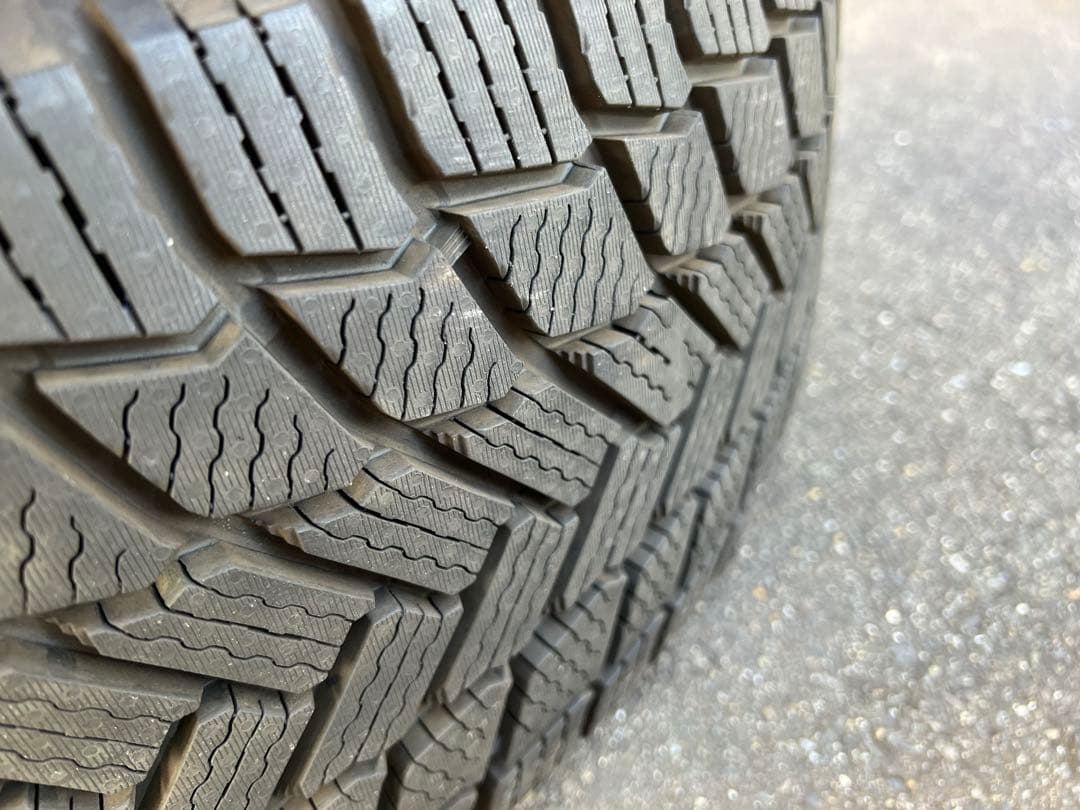 2022年製 中古 ミシュラン 冬タイヤ スタッドレス 225/55R19 2本