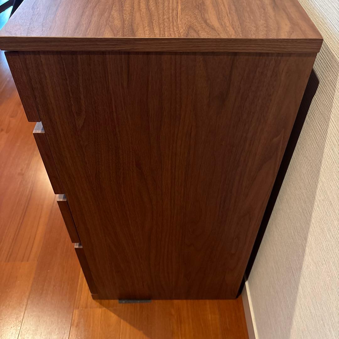 【美品】無印 木製チェスト４段　ウォールナット材突板 タンス 洋服