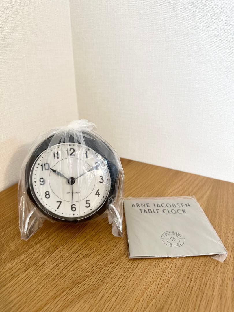 アルネヤコブセン 置き時計 STATION/ブラック