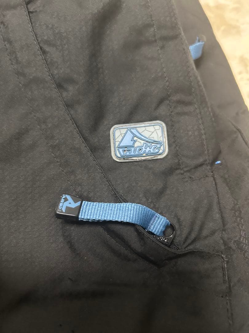 AIRBORN メンズ スノーウェア 上下セットスキー スノボー M