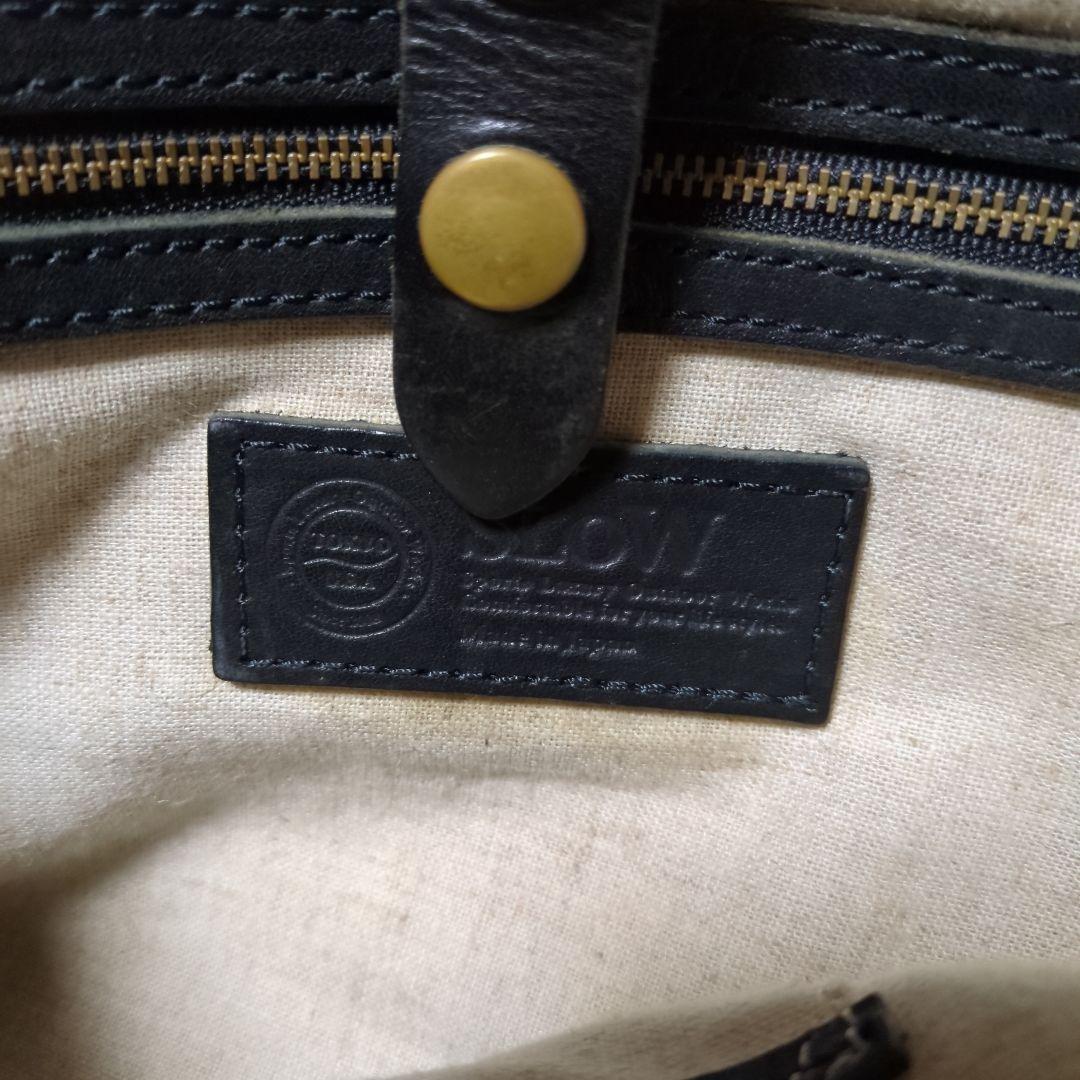 美品！SLOW　レザーショルダーバッグ　メッセンジャーバッグ　ブラック