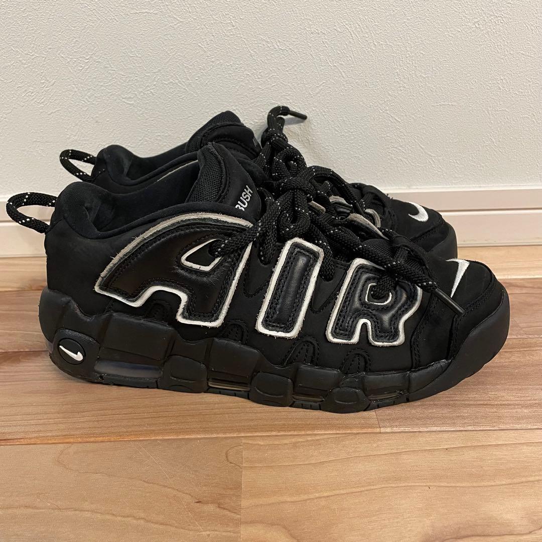 靴 nike more up tempo ambush