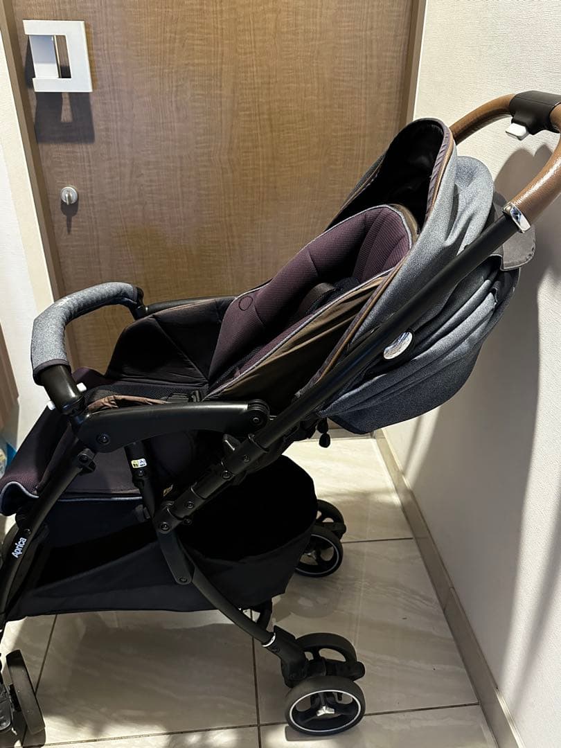 Aprica　アップリカ　ラクーナクッションフリー　ベビーカー