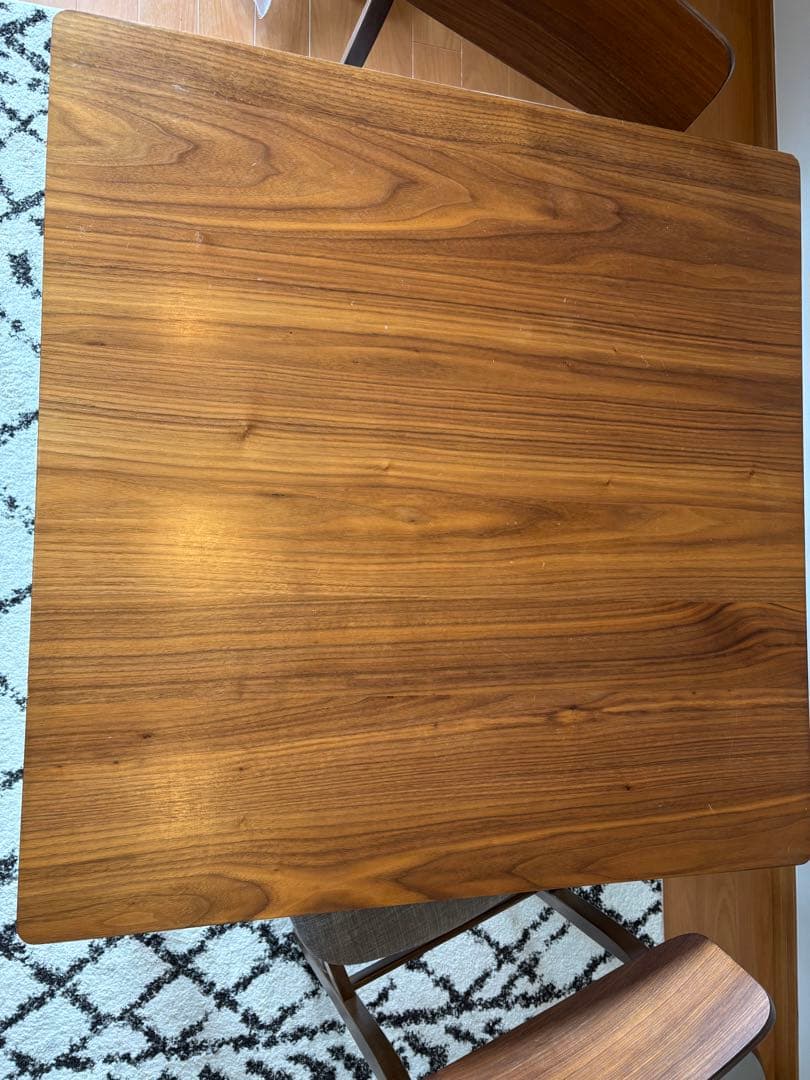 みいこ様　ニトリ　ダイニングテーブル