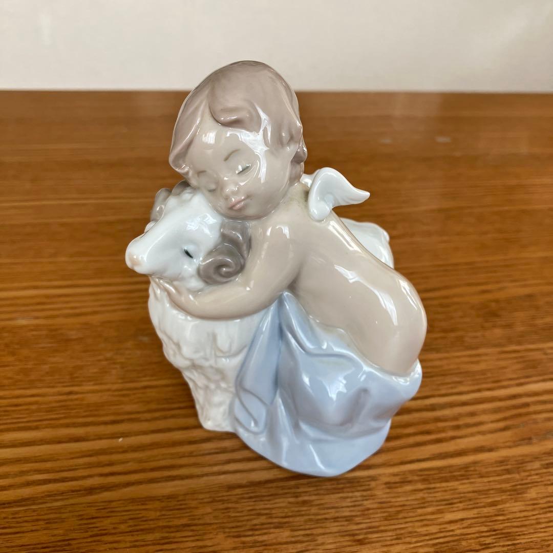ナオ　天使と羊　NAO　陶器人形　置物　リヤドロ　フィギュリン　インテリア雑貨