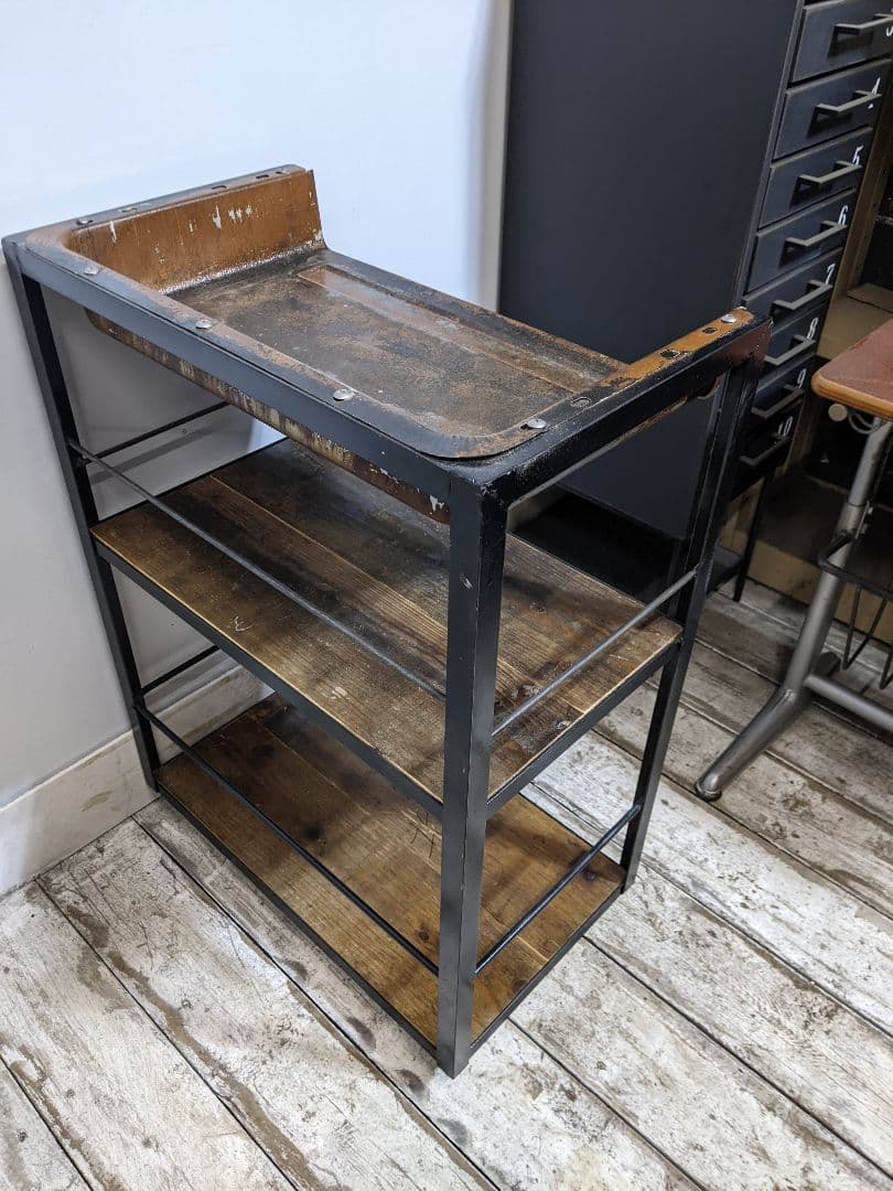 ルパンヒデロウ　3段スチールラック・木製棚付き