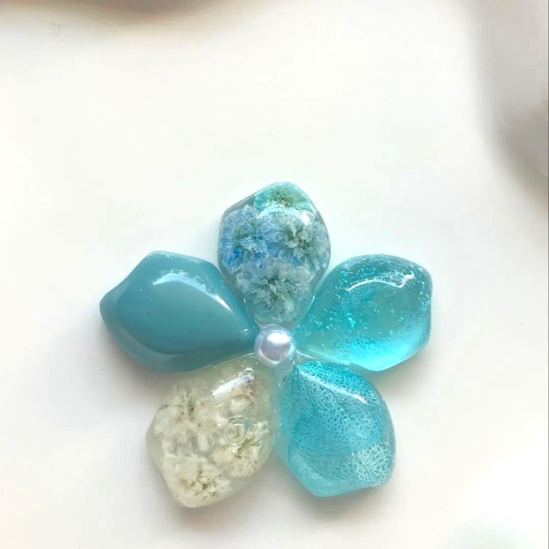 レジン　ヘアゴム　花モチーフ　ブルー◡̈♥︎ ドライフラワー