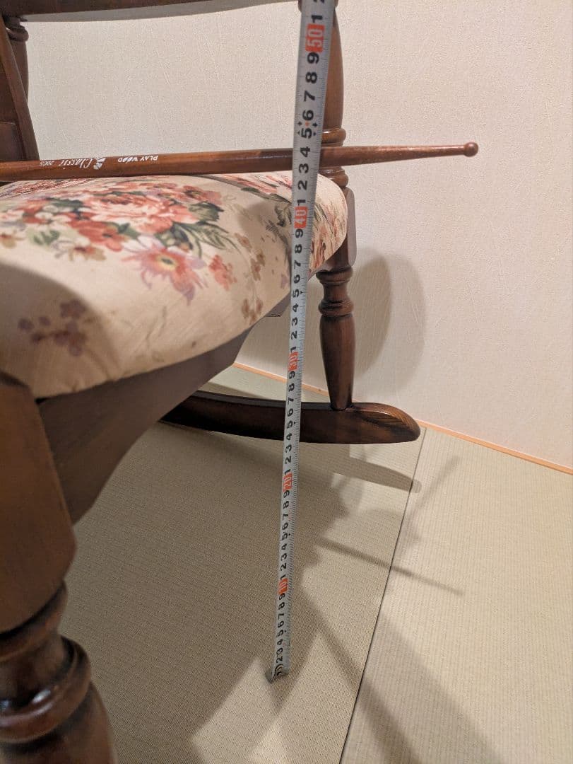 木製 ロッキングチェア アンティーク調 花柄クッション付き　ゆったりサイズ