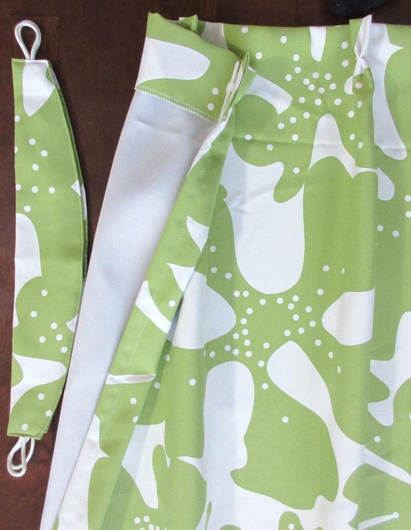 プロフィール★3級遮光(KM4019)と防炎レース(M127)の2組セット