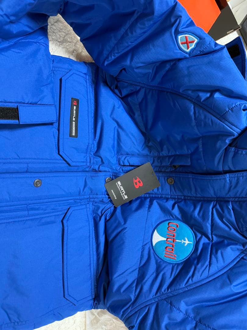 非売品　コントレイル　三冠達成記念アウター