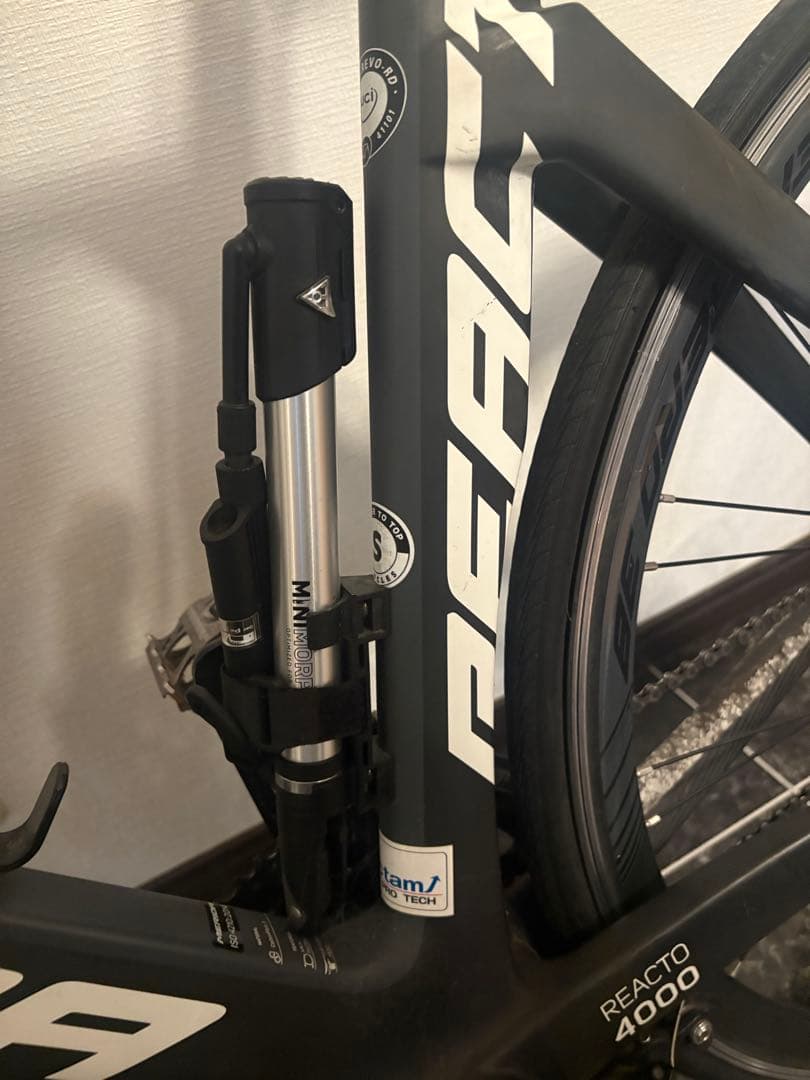 MERIDAREACTO4000 ロードバイク 購入される方　値下げ交渉応じます