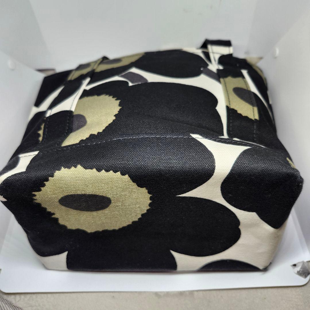 美品 マリメッコ marimekko ピエニ ウニッコ セイディ バッグ 黒