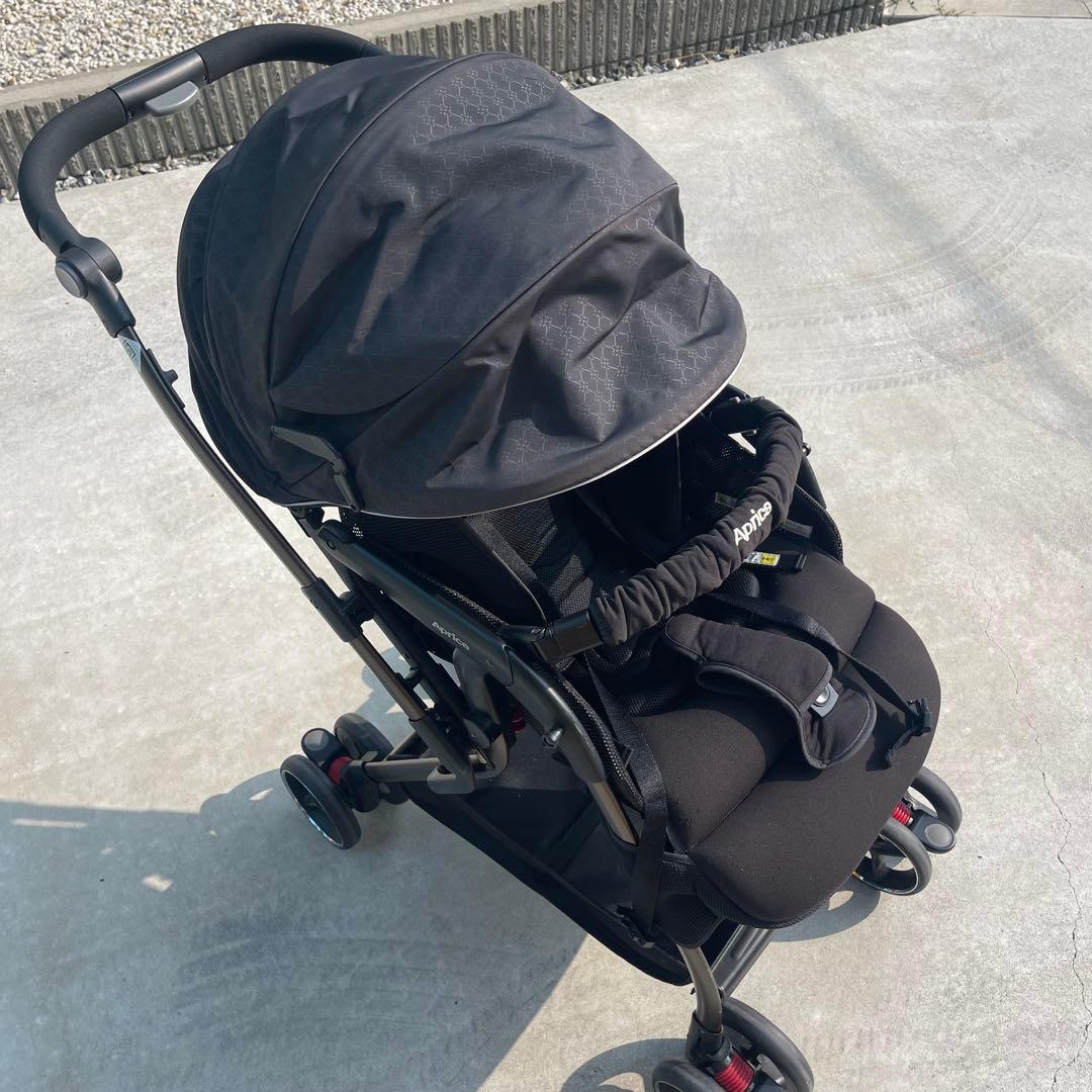 オプティア　プレミアム　Aprica ブラック ベビーカー