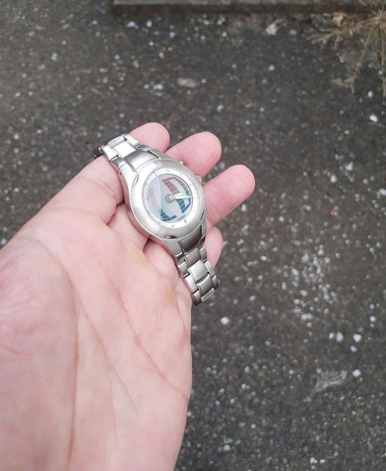 本物 FOSSIL フォッシル 復刻版 虹色 BIG TIC レディース 腕時計