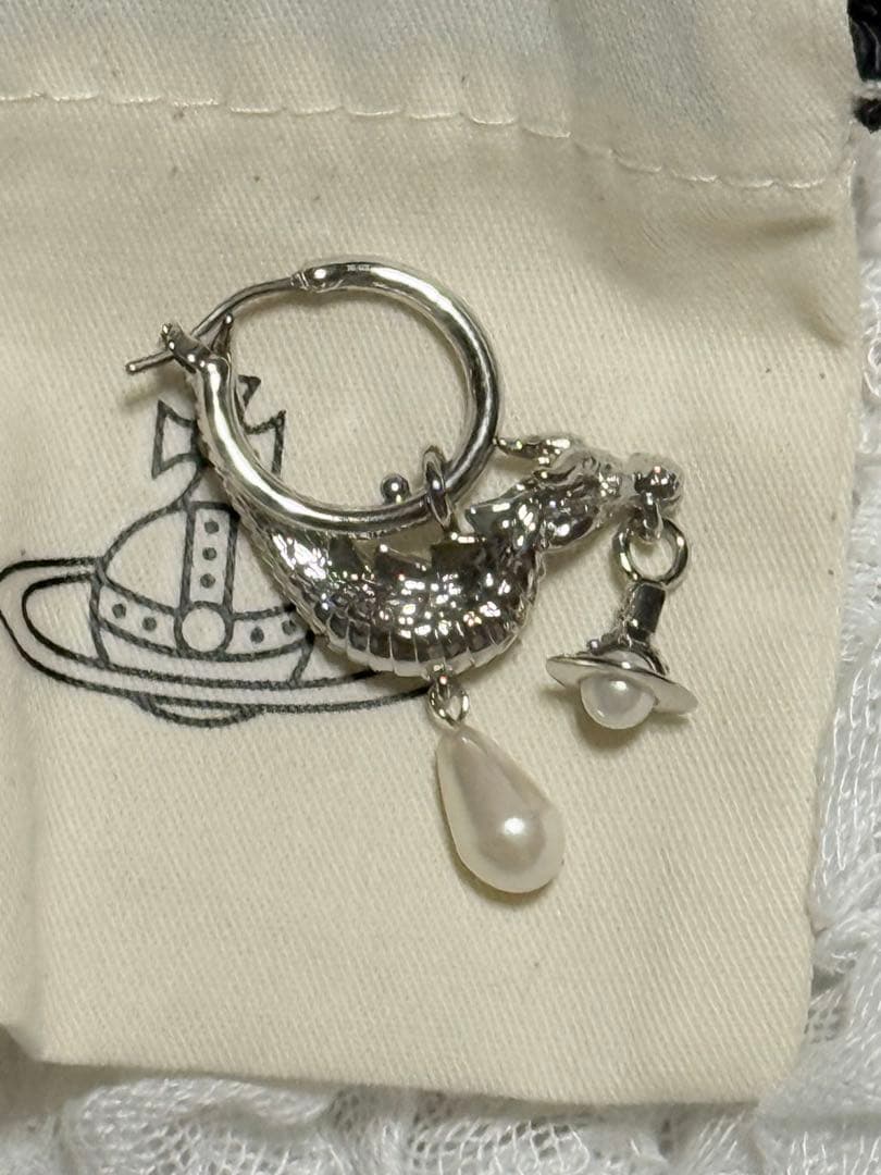 【ゆきの】Vivienne Westwood ピアス(Dragon)