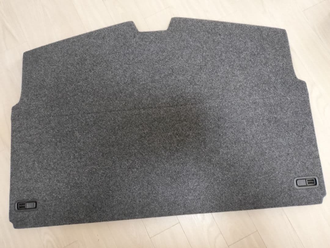 日産ノートE12 純正マルチラゲッジボード