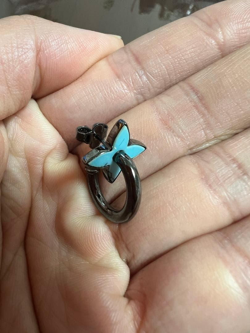 レア!! LOUIS VUITTON ルイヴィトンピアス