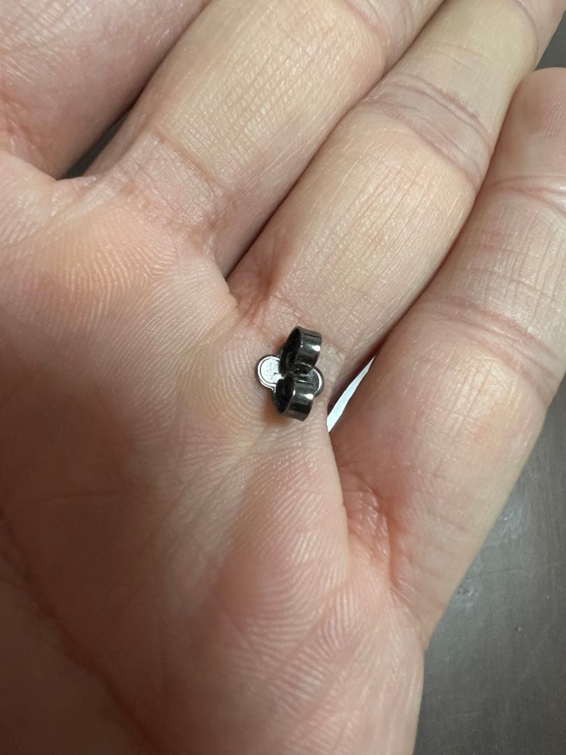 レア!! LOUIS VUITTON ルイヴィトンピアス